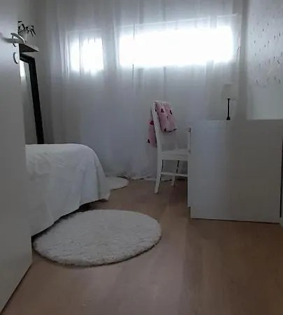 Valoisa Talo Laehellae Palveluita Lejlighed Vantaa